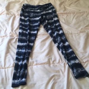 Pilates instructor legging
